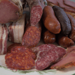 Portada del libro 25 Recetas de Embutidos Artesanales de España por Silviya Simeonova.